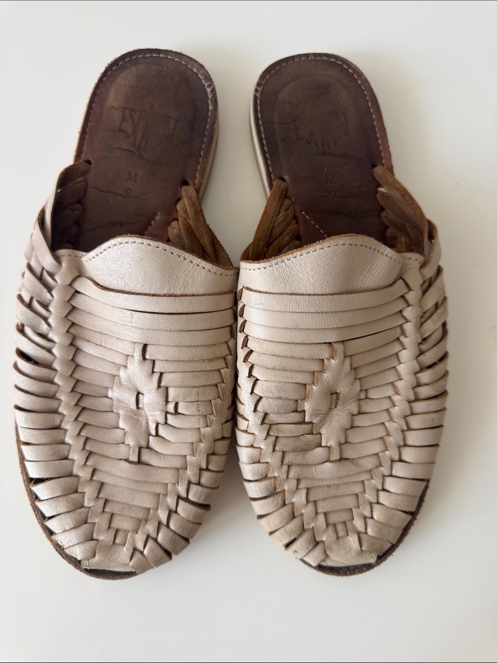 Men’s Handwoven Leather Huarache Slides — Light Beige